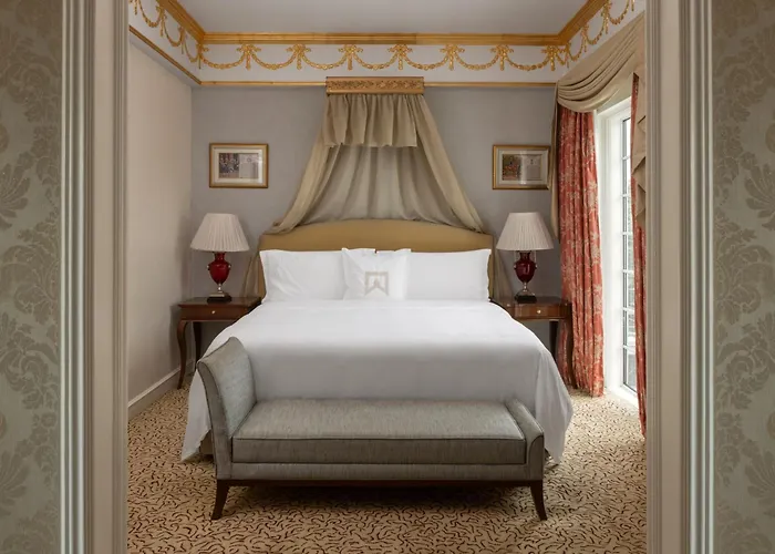 Large King Room