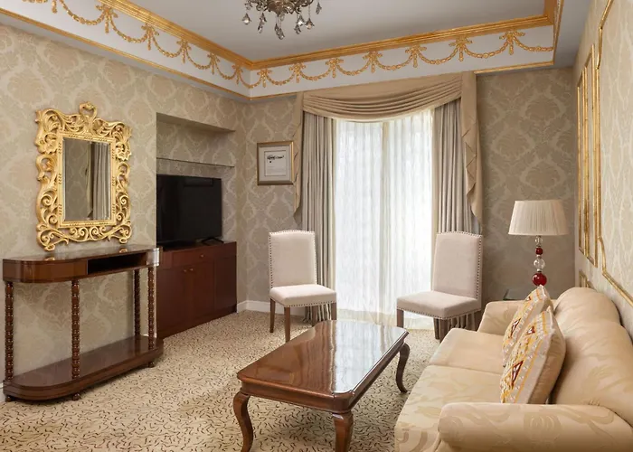 Large King Room