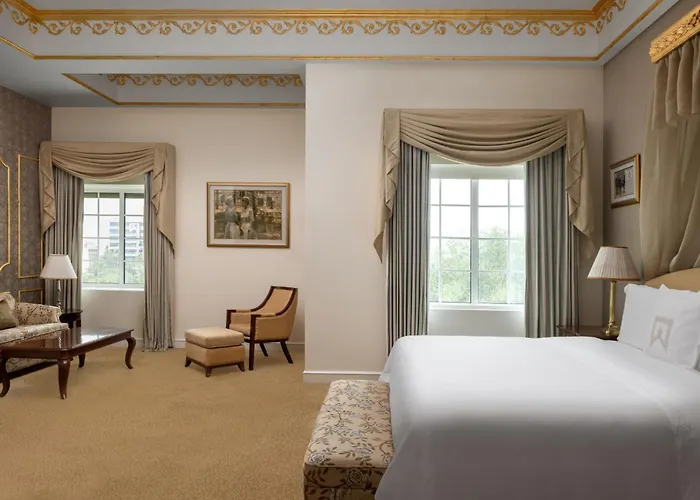 Large King Room